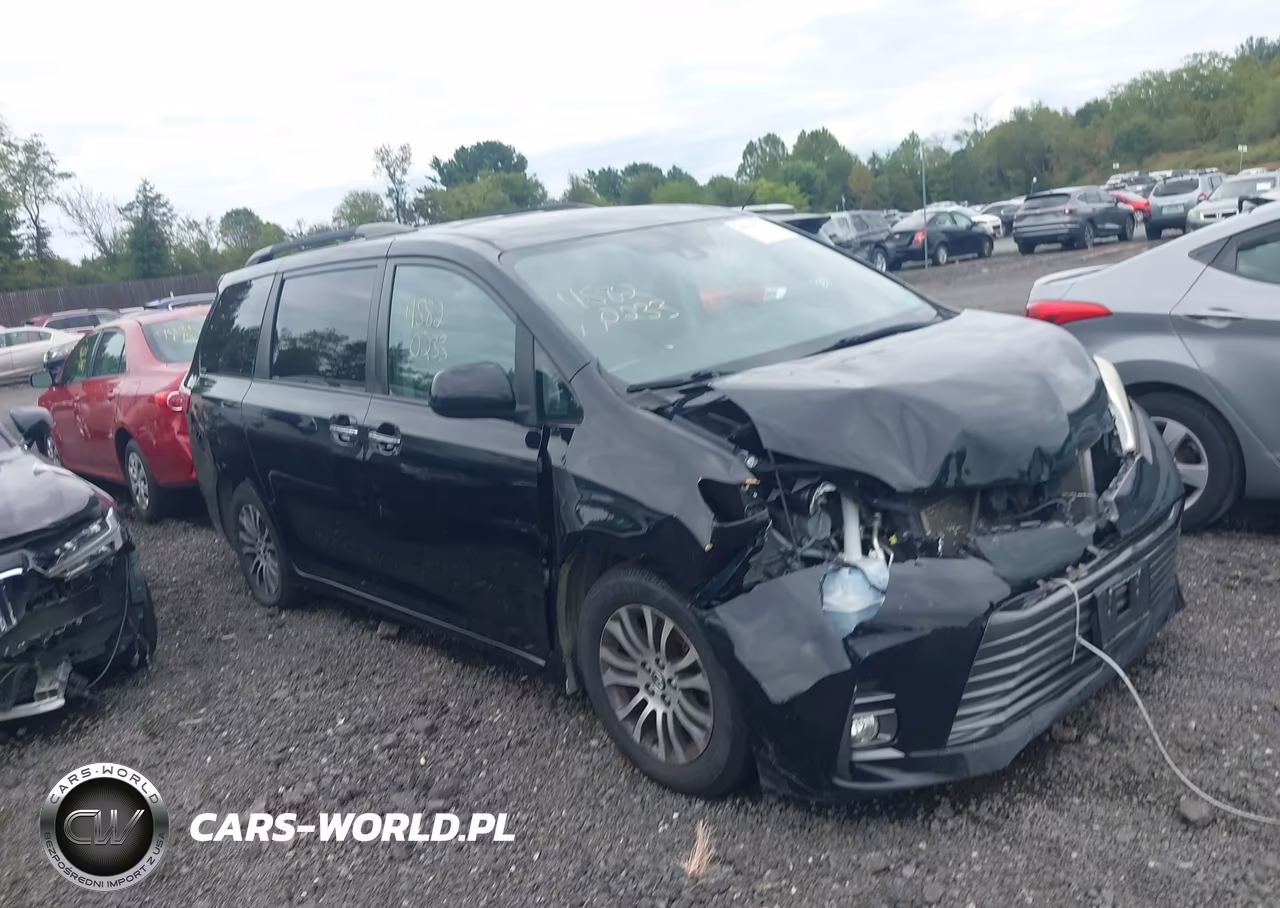 2019 Toyota Sienna Xle 8 Passenger