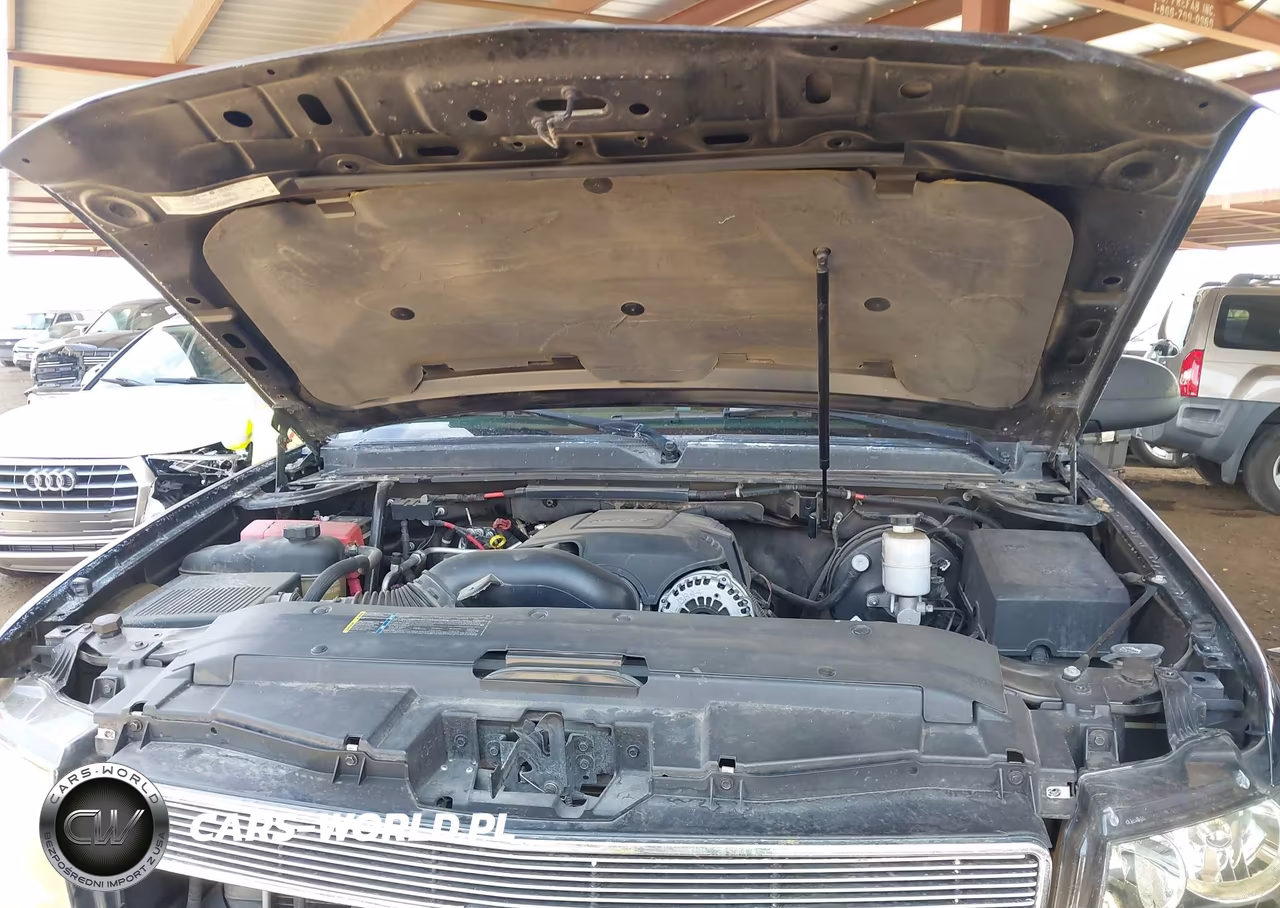 2007 Chevrolet Tahoe Ltz VIN:1GNFK13077R138024 - 10
