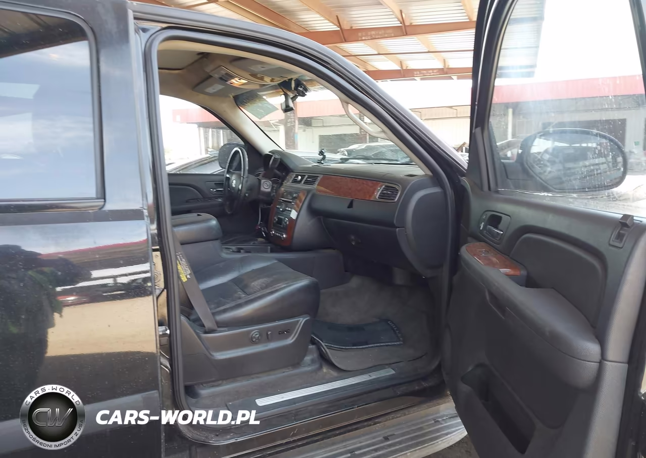 2007 Chevrolet Tahoe Ltz VIN:1GNFK13077R138024 - 5
