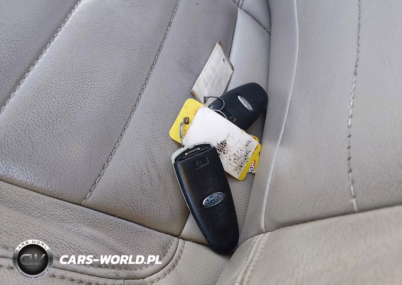 2015 Ford C-Max Energi Sel VIN:1FADP5CU4FL108160 - 11