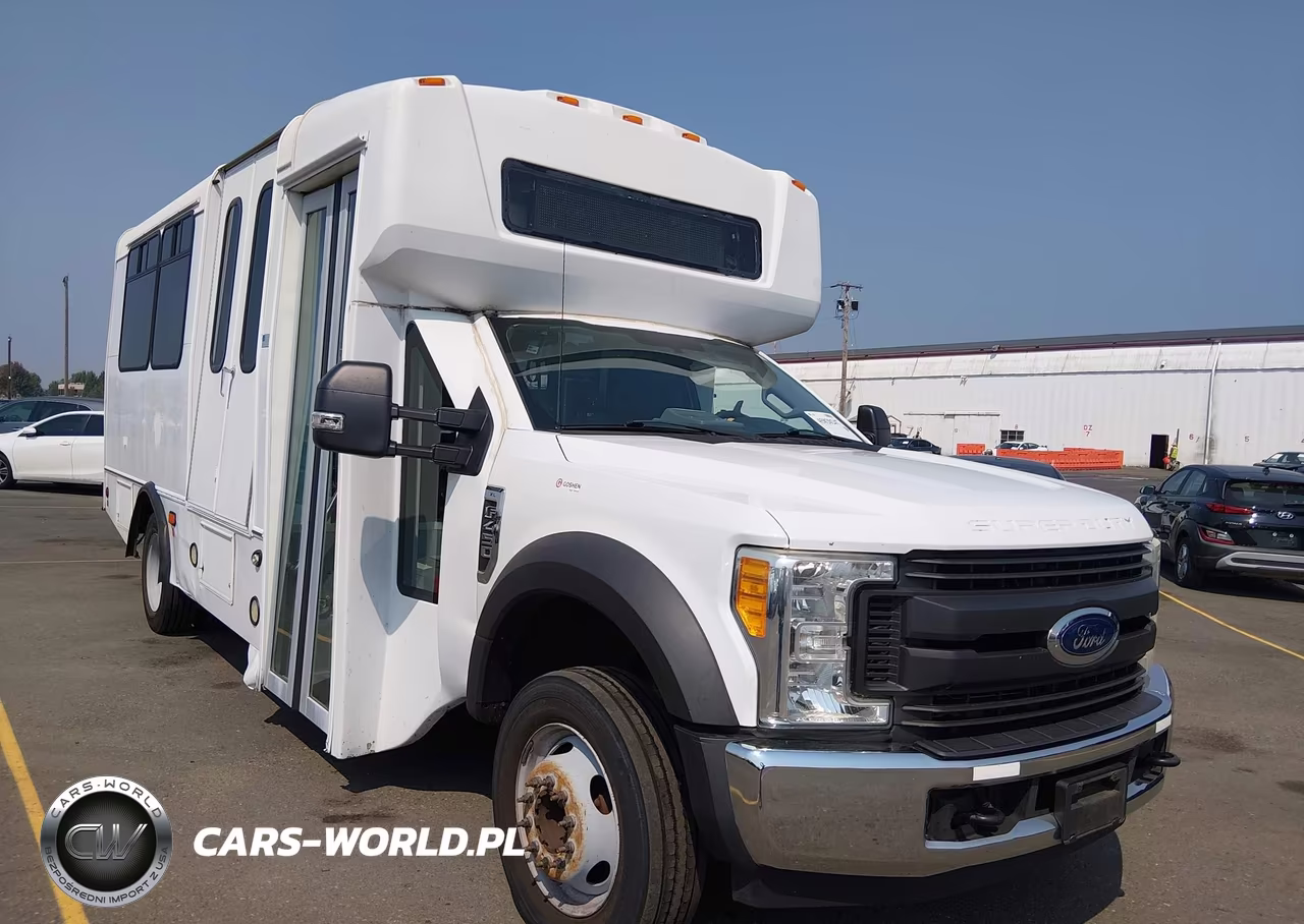 2017 Ford F-450 Chassis Xl
