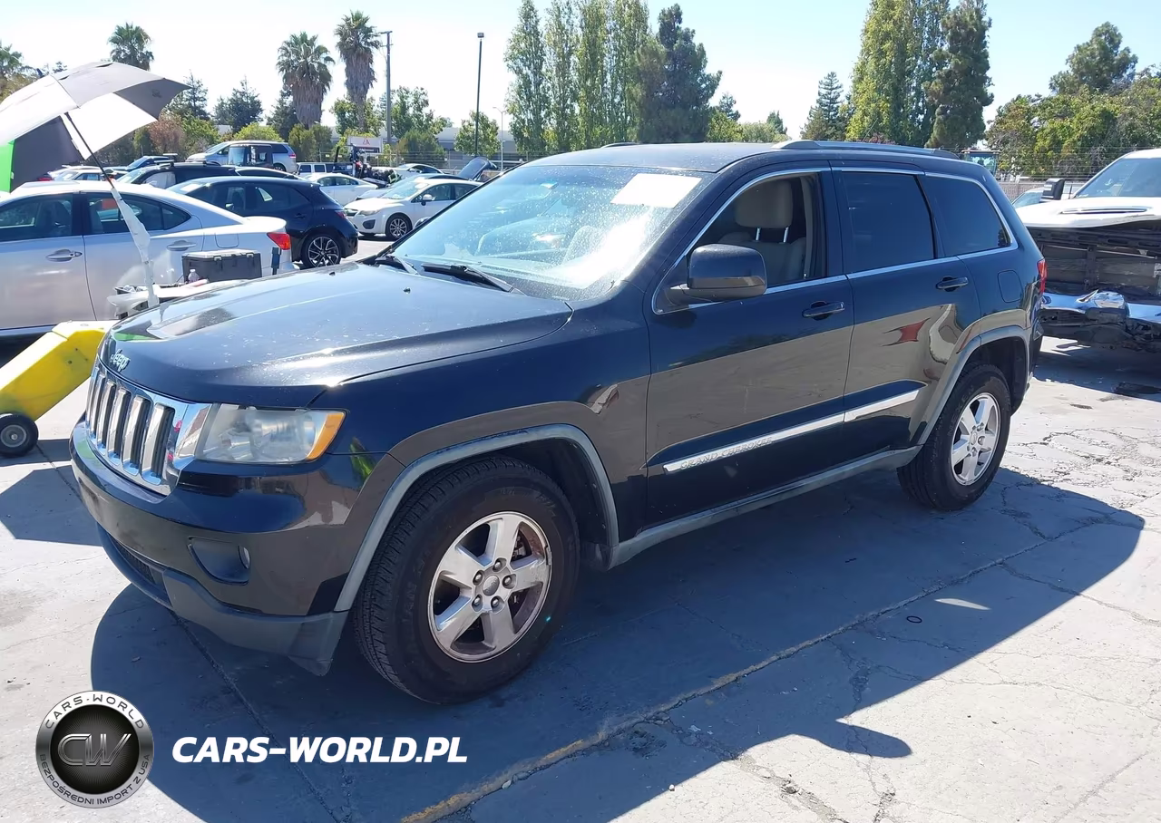 2011 Jeep Grand Cherokee Laredo VIN:1J4RS4GGXBC643771 - 2