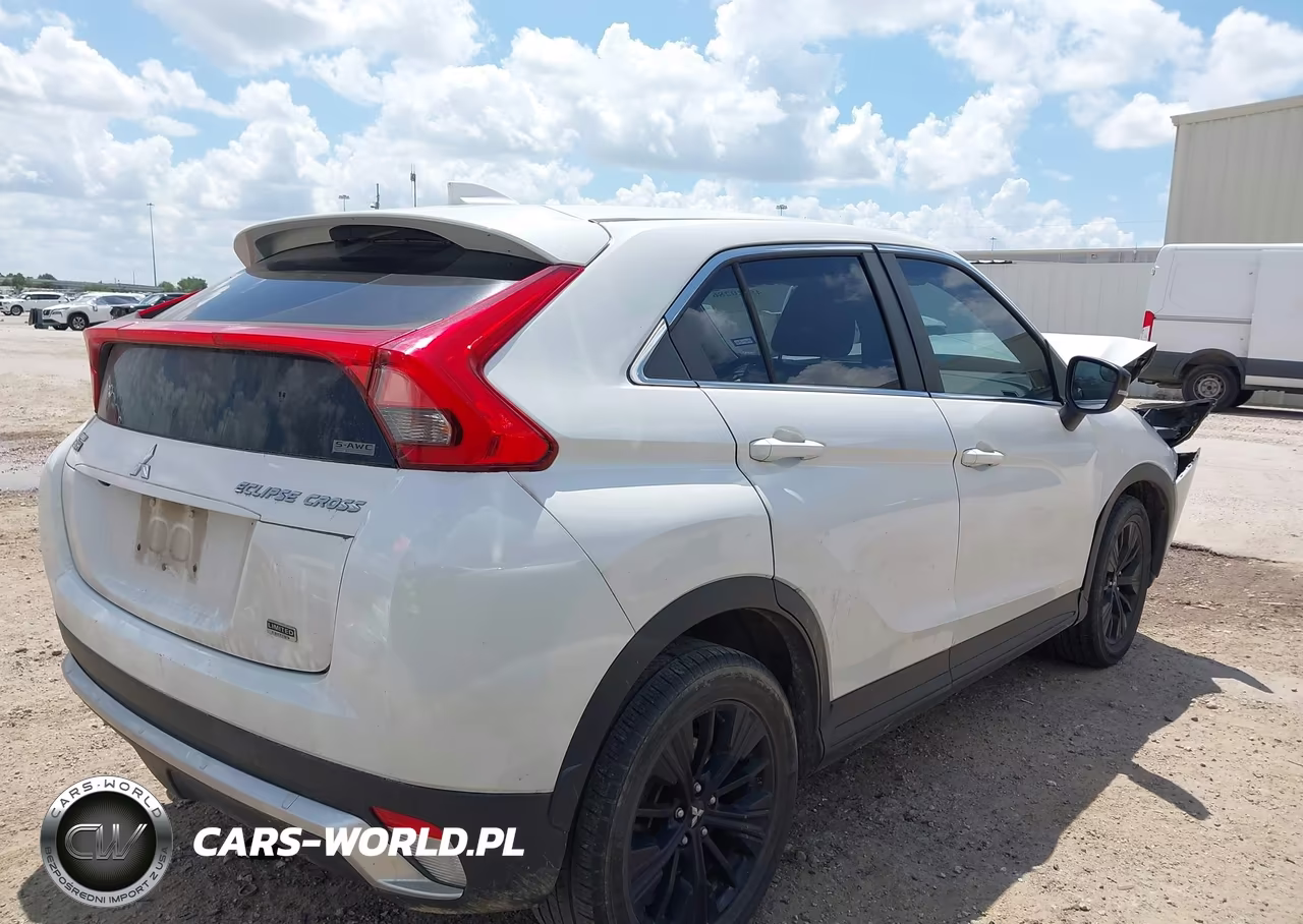 2018 Mitsubishi Eclipse Cross Le VIN:JA4AT4AA4JZ045217 - 4