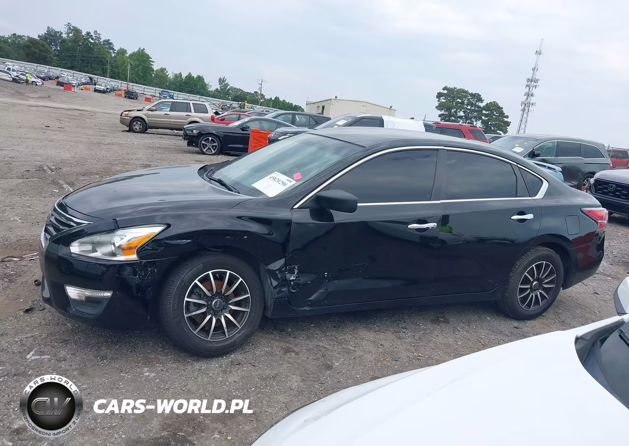 2015 Nissan Altima 2.5 S VIN:1N4AL3AP8FN333637 - 14