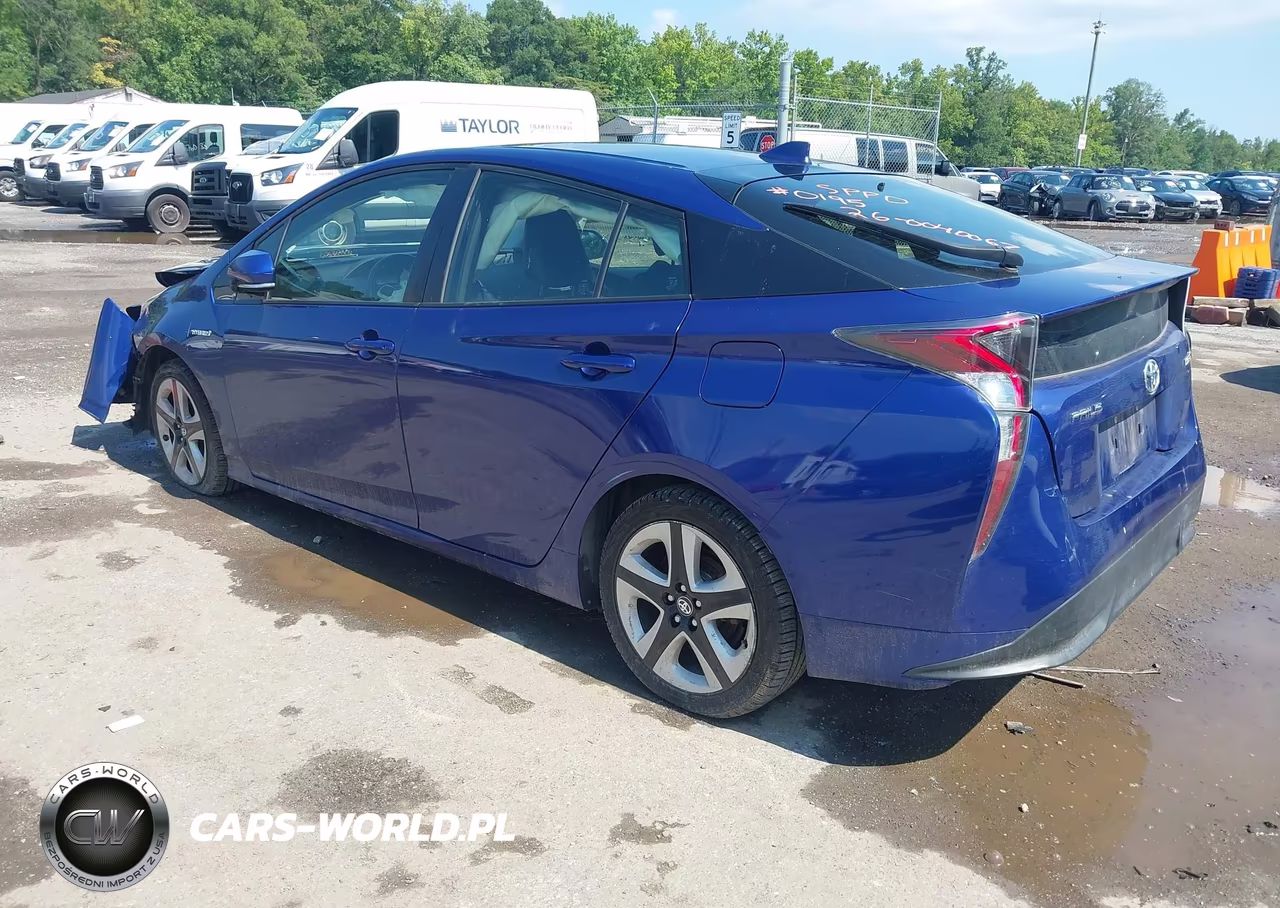 2017 Toyota Prius Three Touring VIN:JTDKARFU7H3528990 - 3