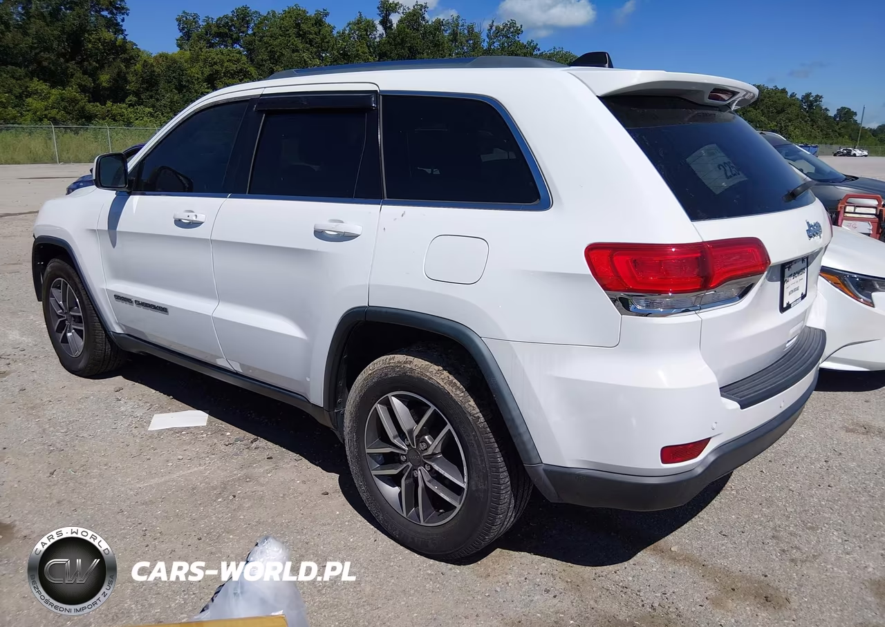 2019 Jeep Grand Cherokee Laredo E 4X2 VIN:1C4RJEAG8KC615328 - 3