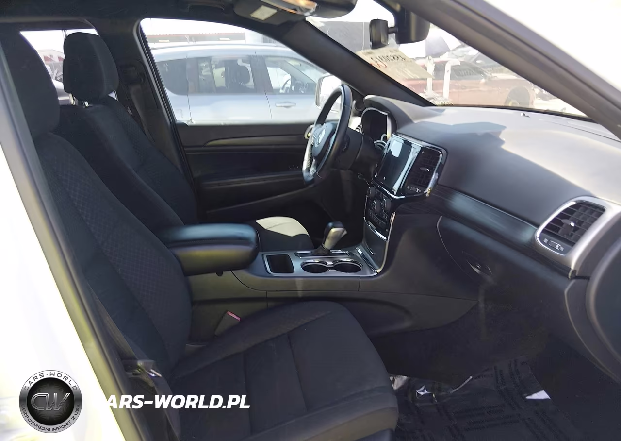 2019 Jeep Grand Cherokee Laredo E 4X2 VIN:1C4RJEAG8KC615328 - 5