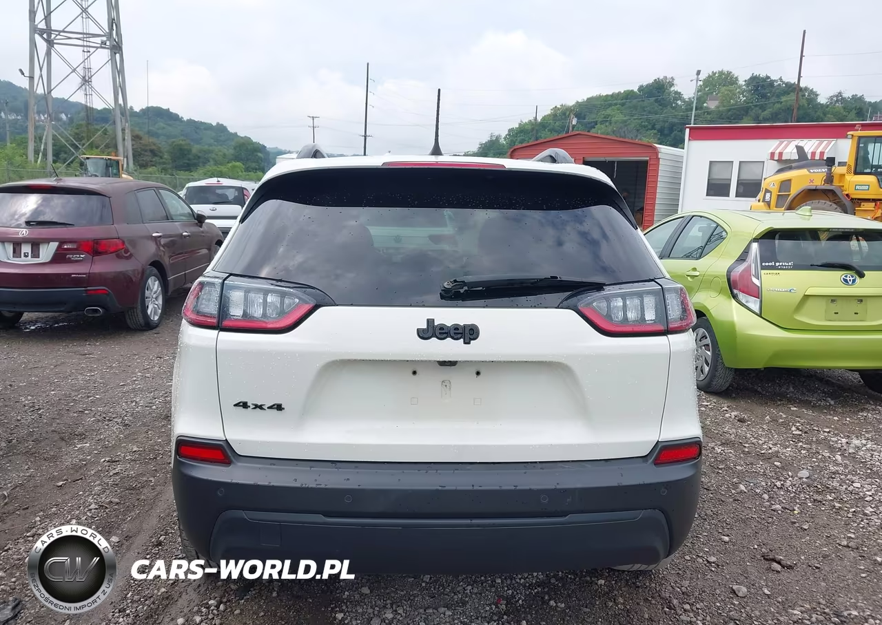 2019 Jeep Cherokee Altitude 4X4 VIN:1C4PJMLB5KD322791 - 16