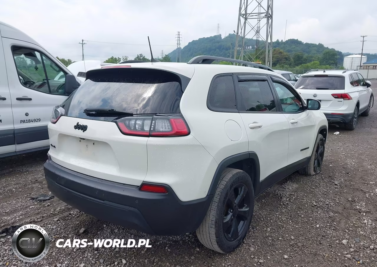 2019 Jeep Cherokee Altitude 4X4 VIN:1C4PJMLB5KD322791 - 4