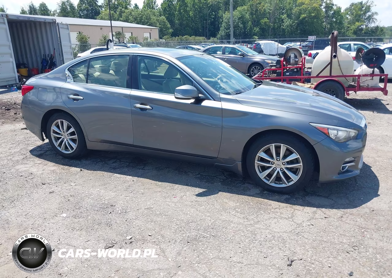 2015 Infiniti Q50 Premium – zdjęcie 1 z 11
