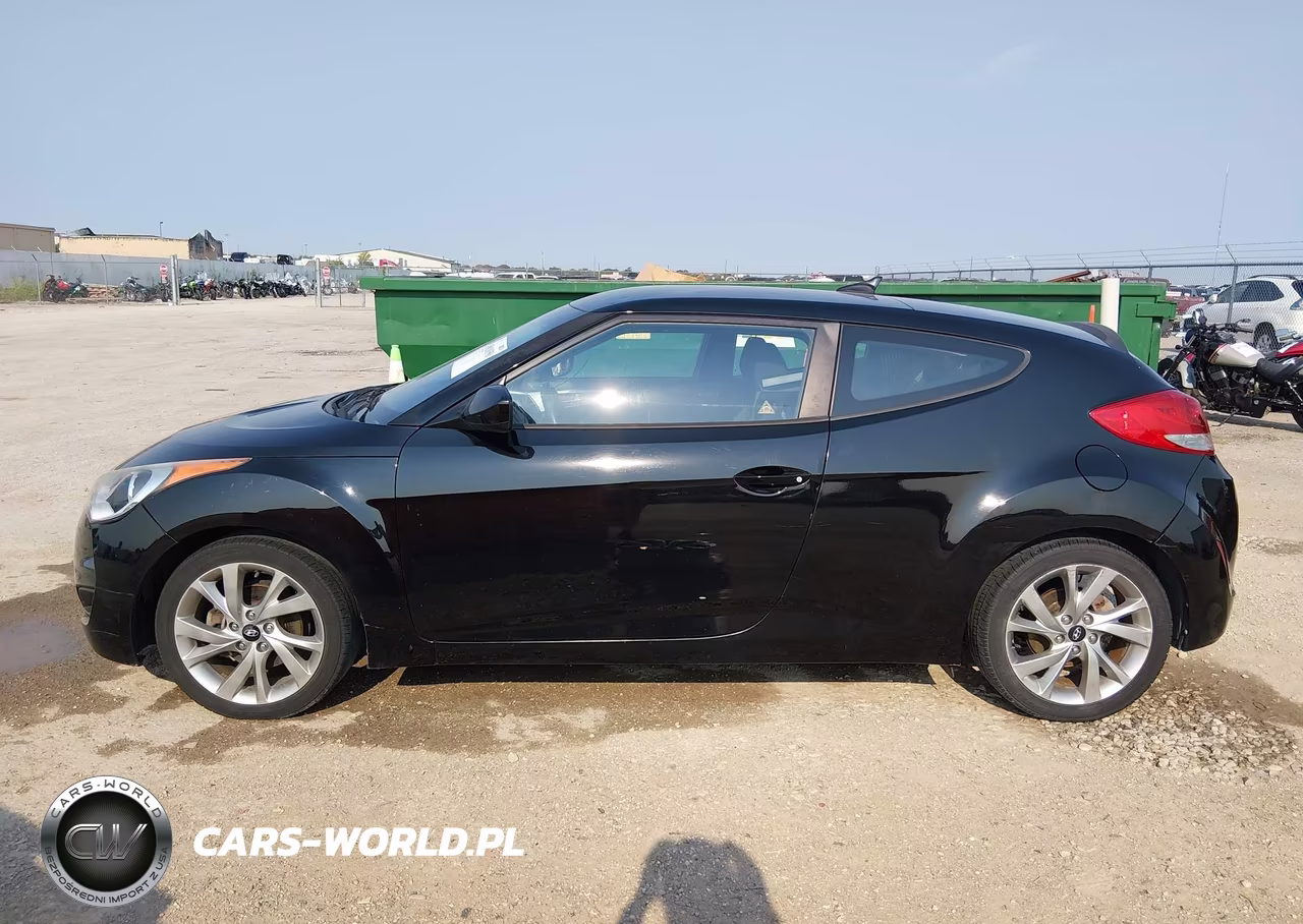 2016 Hyundai Veloster VIN:KMHTC6AD5GU277542 - 14