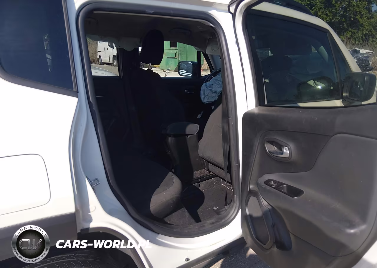 2022 Jeep Renegade Latitude 4X4 VIN:ZACNJDB11NPN49334 - 8