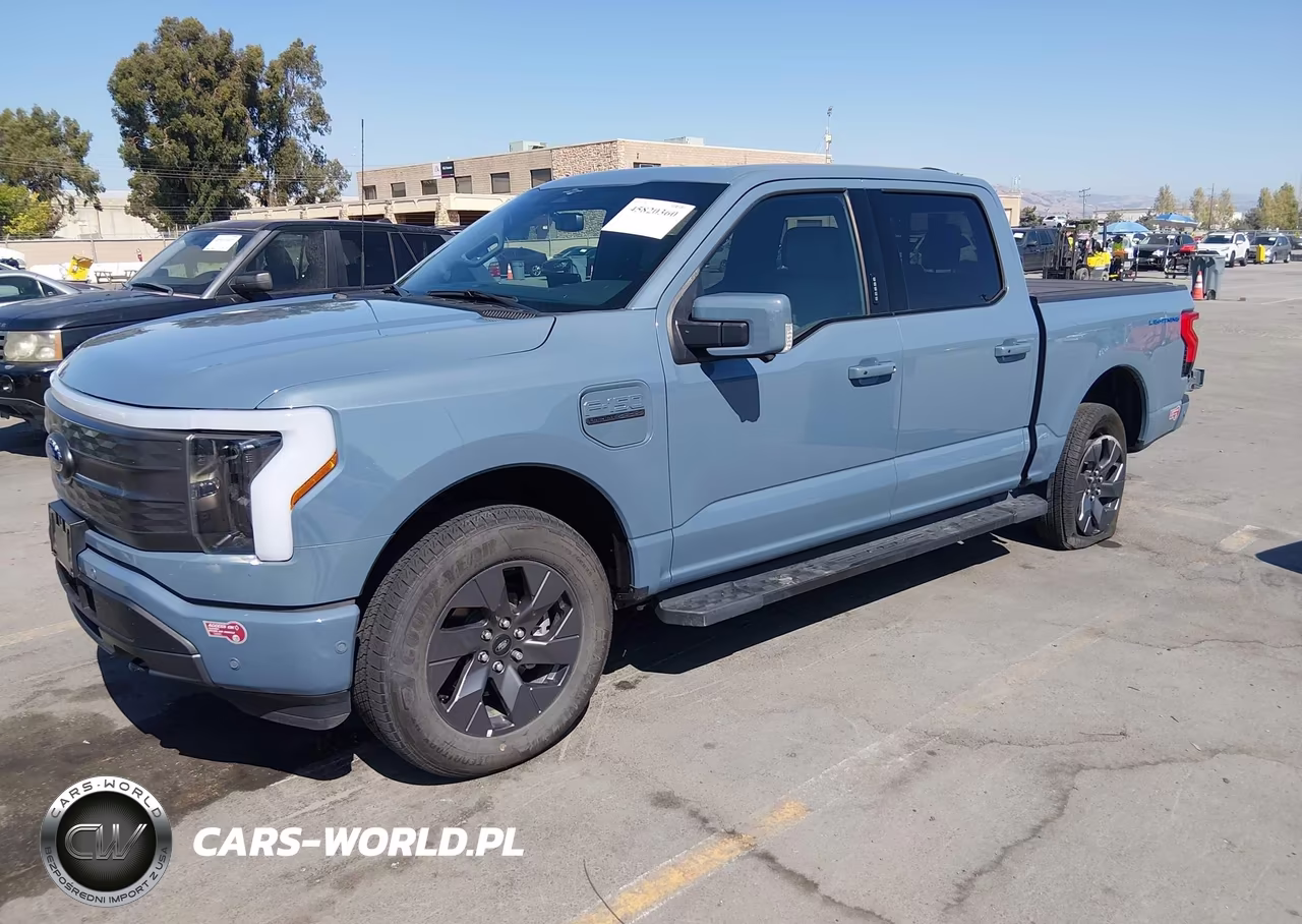 2023 Ford F-150 Lightning Lariat VIN:1FT6W1EV7PWG41608 - 2