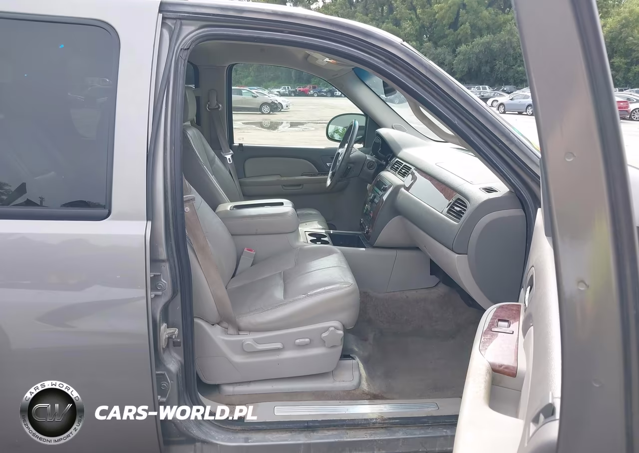 2008 Chevrolet Suburban 1500 Lt VIN:1GNFK16398R261637 - 5