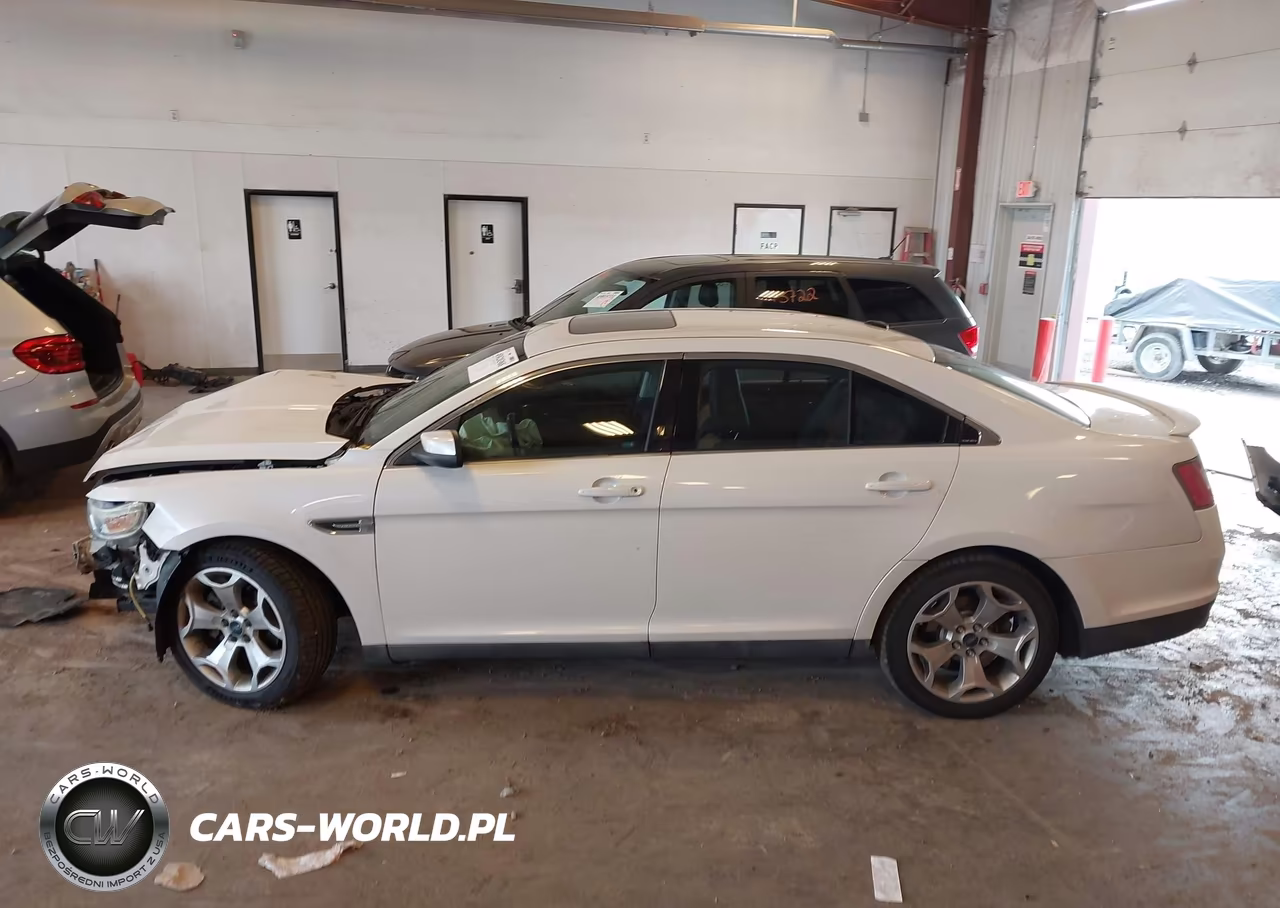 2011 Ford Taurus Sho VIN:1FAHP2KT5BG182957 - 14