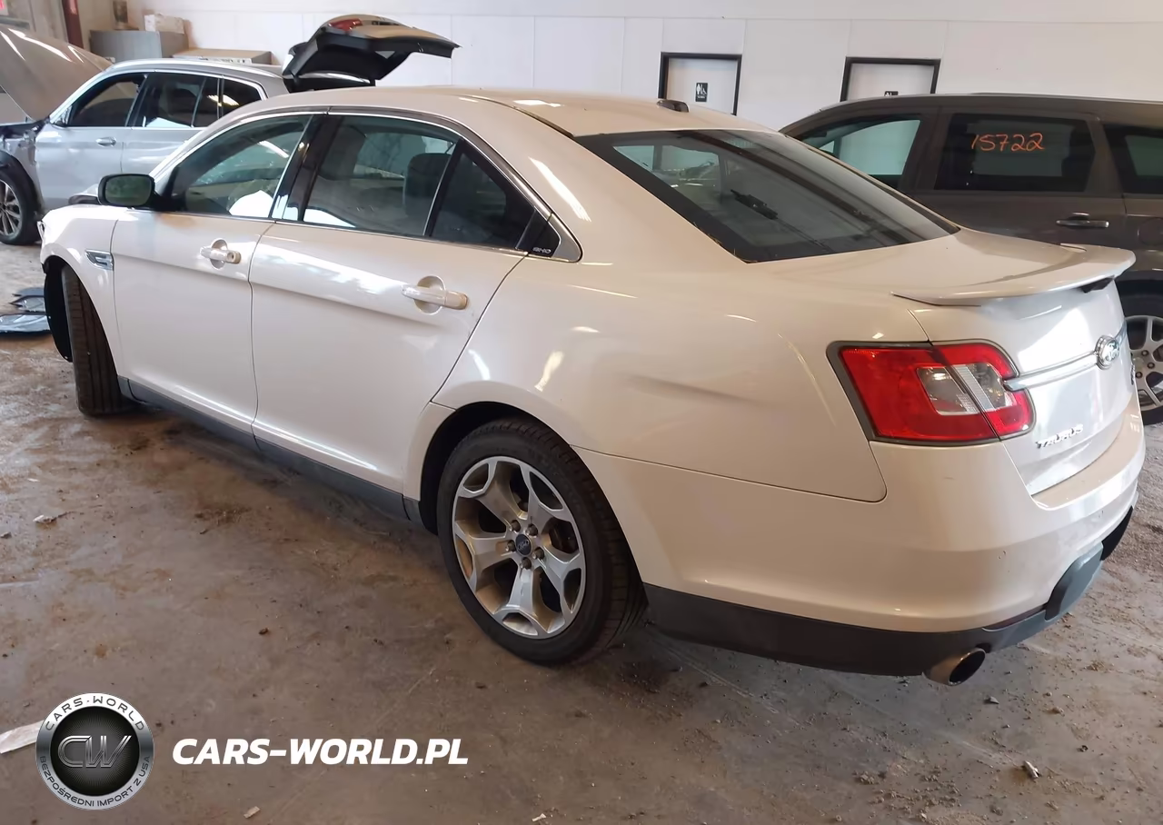 2011 Ford Taurus Sho VIN:1FAHP2KT5BG182957 - 3