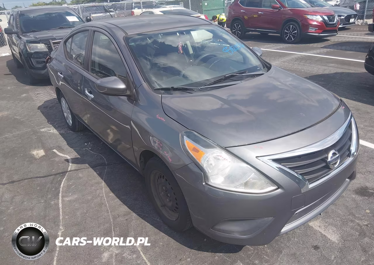 2017 Nissan Versa 1.6 Sv