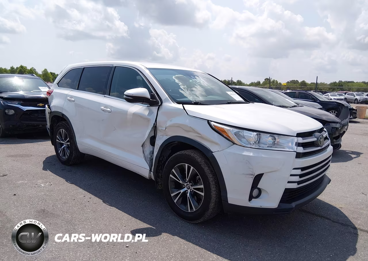 2017 Toyota Highlander Le Plus – zdjęcie 1 z 16