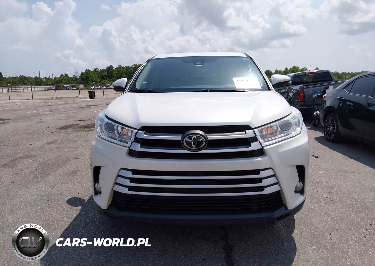 2017 Toyota Highlander Le Plus VIN:5TDZZRFH5HS199022 - 12