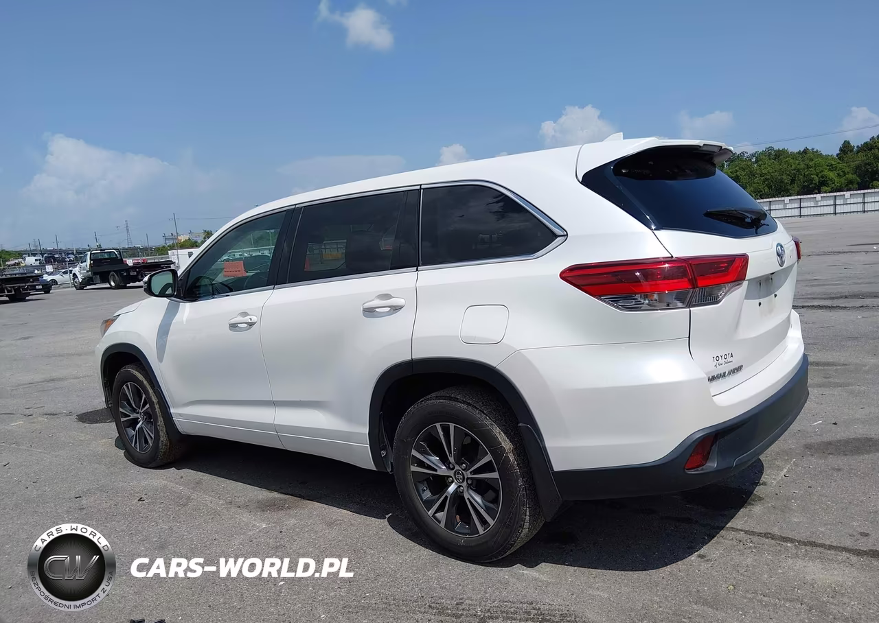 2017 Toyota Highlander Le Plus VIN:5TDZZRFH5HS199022 - 14