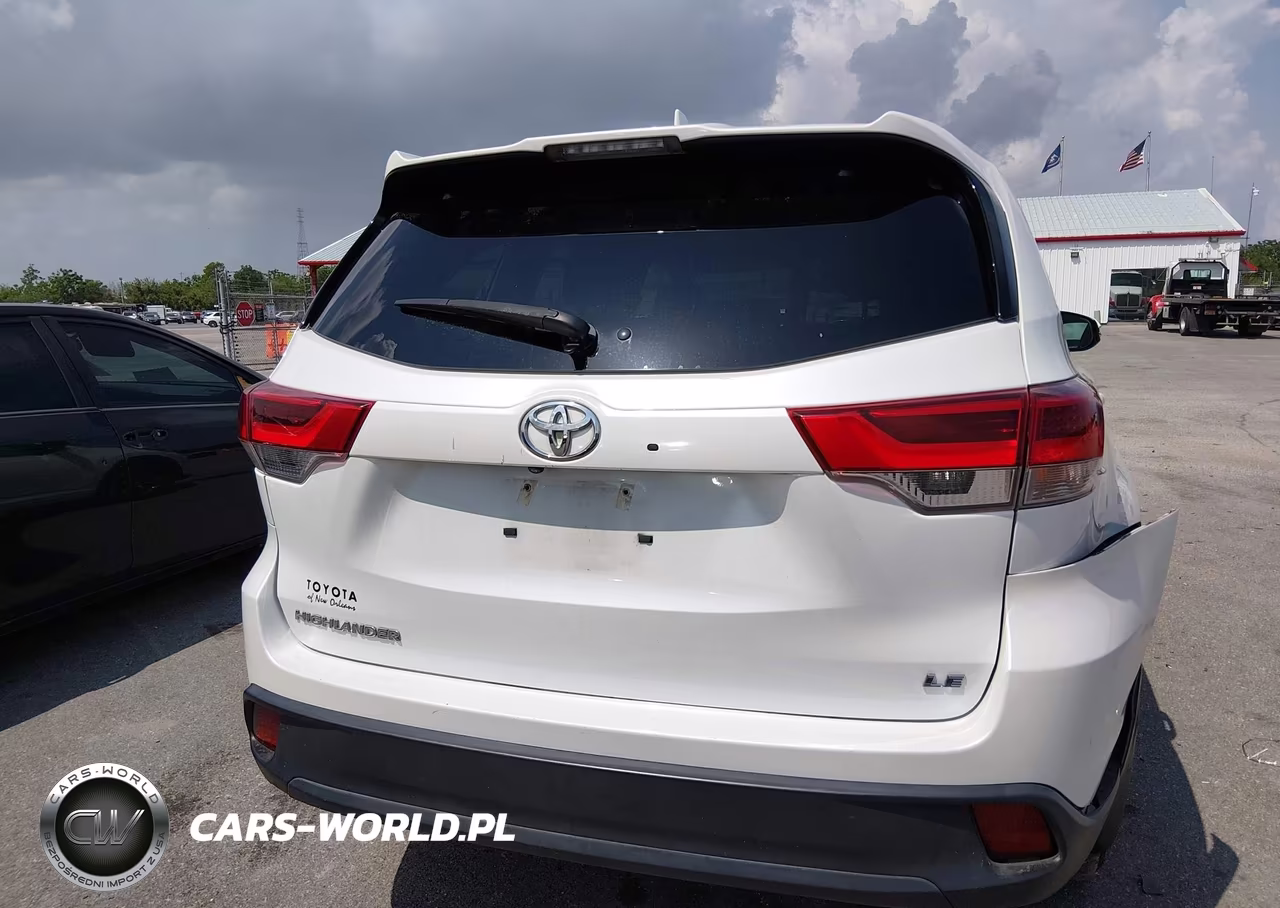 2017 Toyota Highlander Le Plus VIN:5TDZZRFH5HS199022 - 16