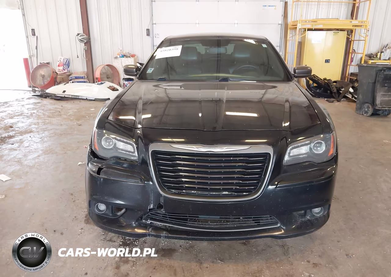 2013 Chrysler 300C John Varvatos Limited Edition VIN:2C3CCADG8DH741519 - 12
