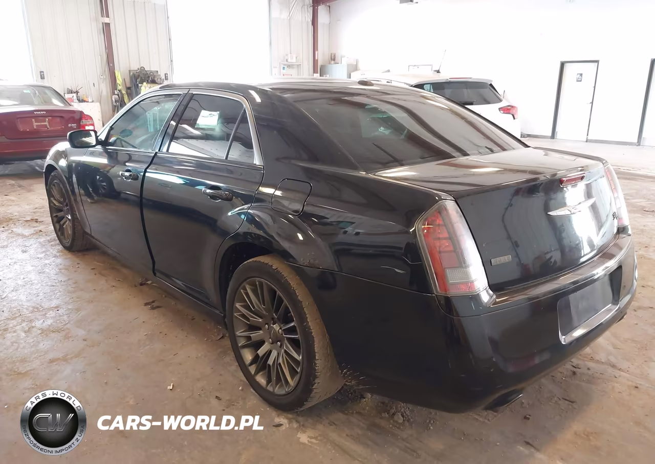 2013 Chrysler 300C John Varvatos Limited Edition VIN:2C3CCADG8DH741519 - 3