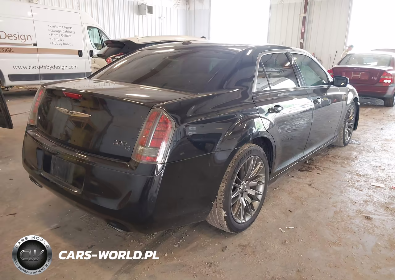 2013 Chrysler 300C John Varvatos Limited Edition VIN:2C3CCADG8DH741519 - 4