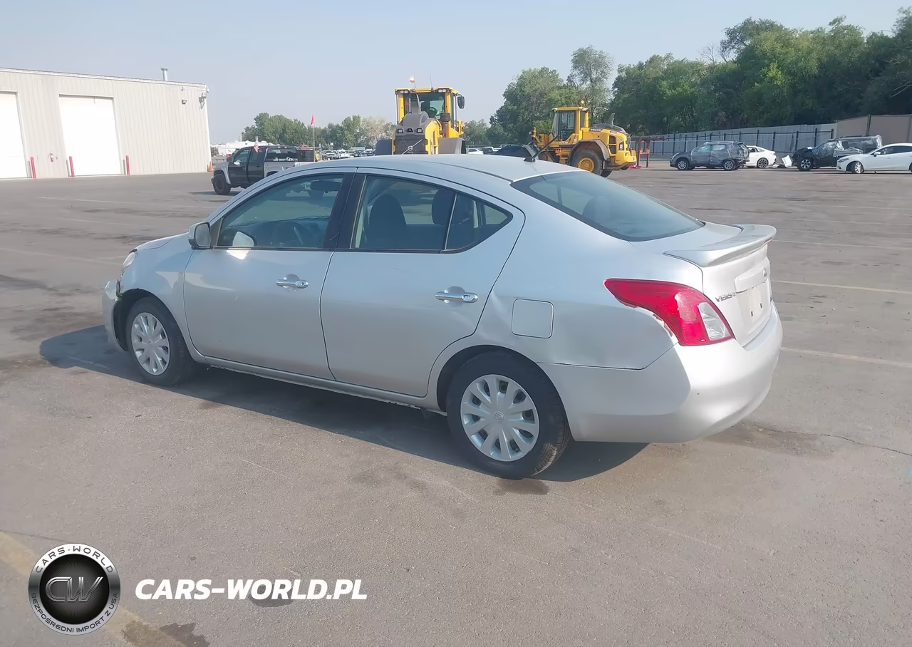 2013 Nissan Versa S-S Plus-Sv-Sl VIN:3N1CN7AP2DL868399 - 3
