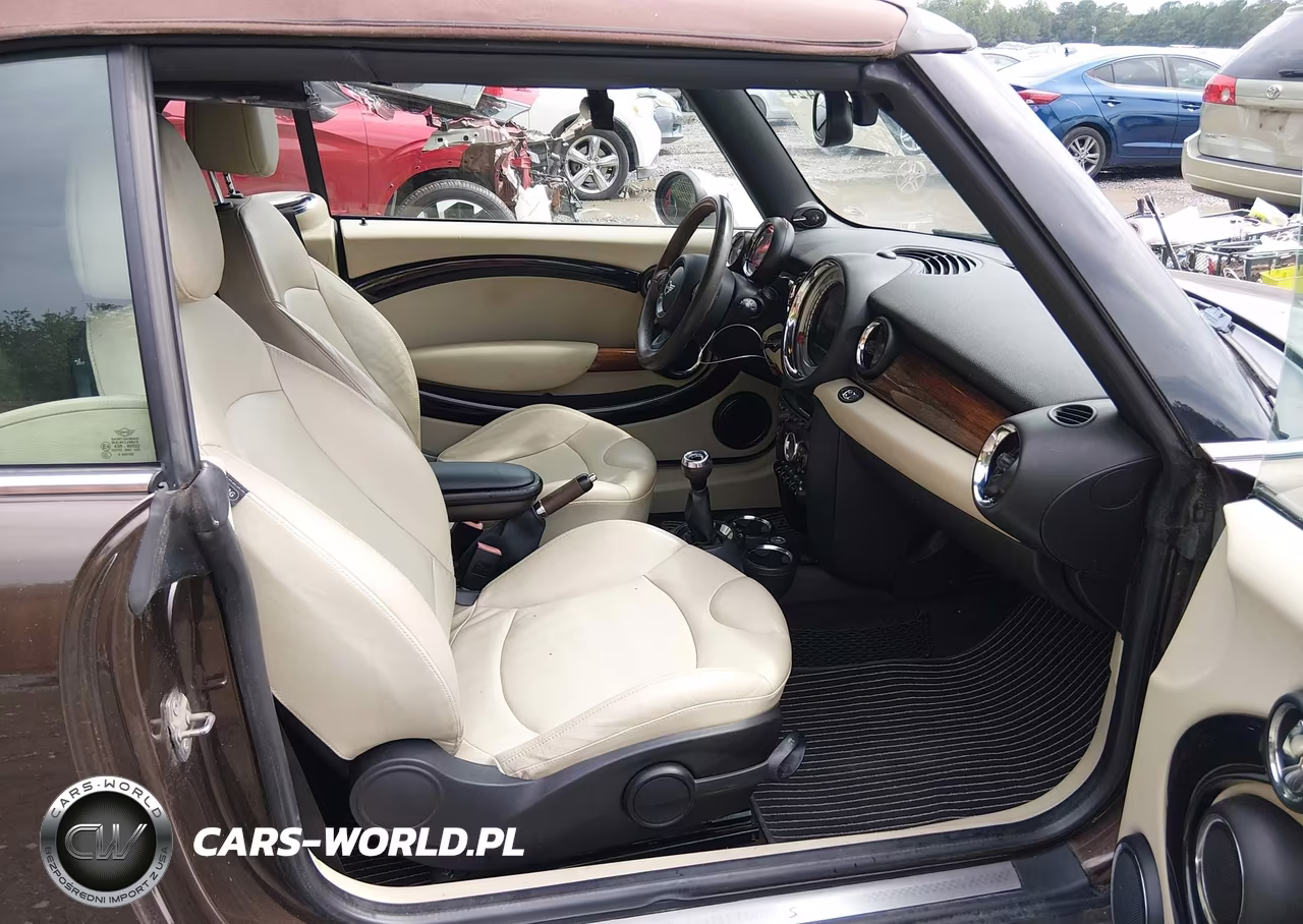 2011 Mini Cooper S VIN:WMWZP3C54BTX84421 - 5