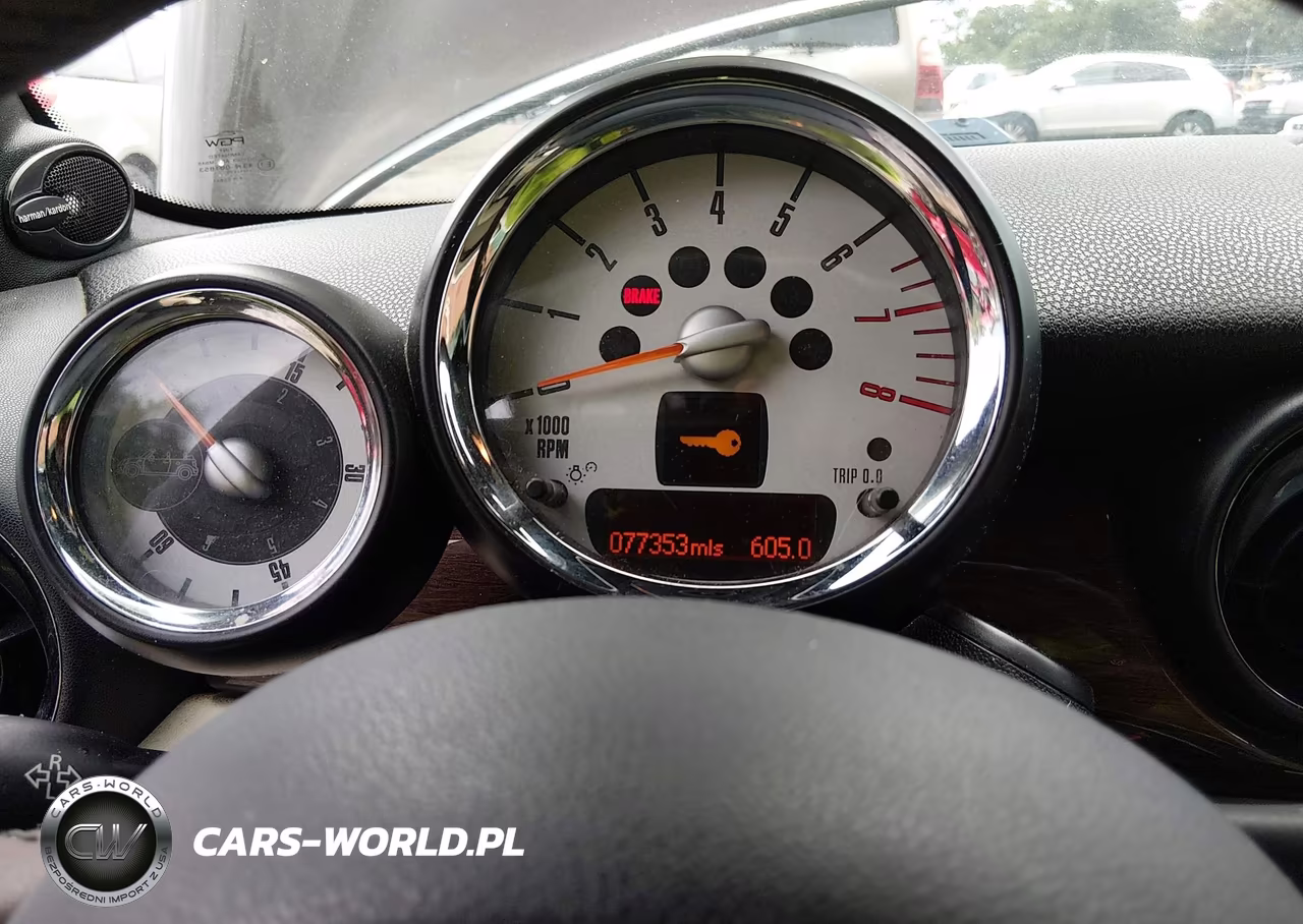 2011 Mini Cooper S VIN:WMWZP3C54BTX84421 - 7