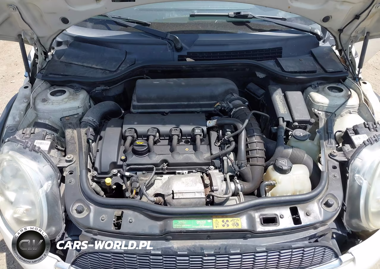2010 Mini Cooper S VIN:WMWMF7C54ATX43130 - 10