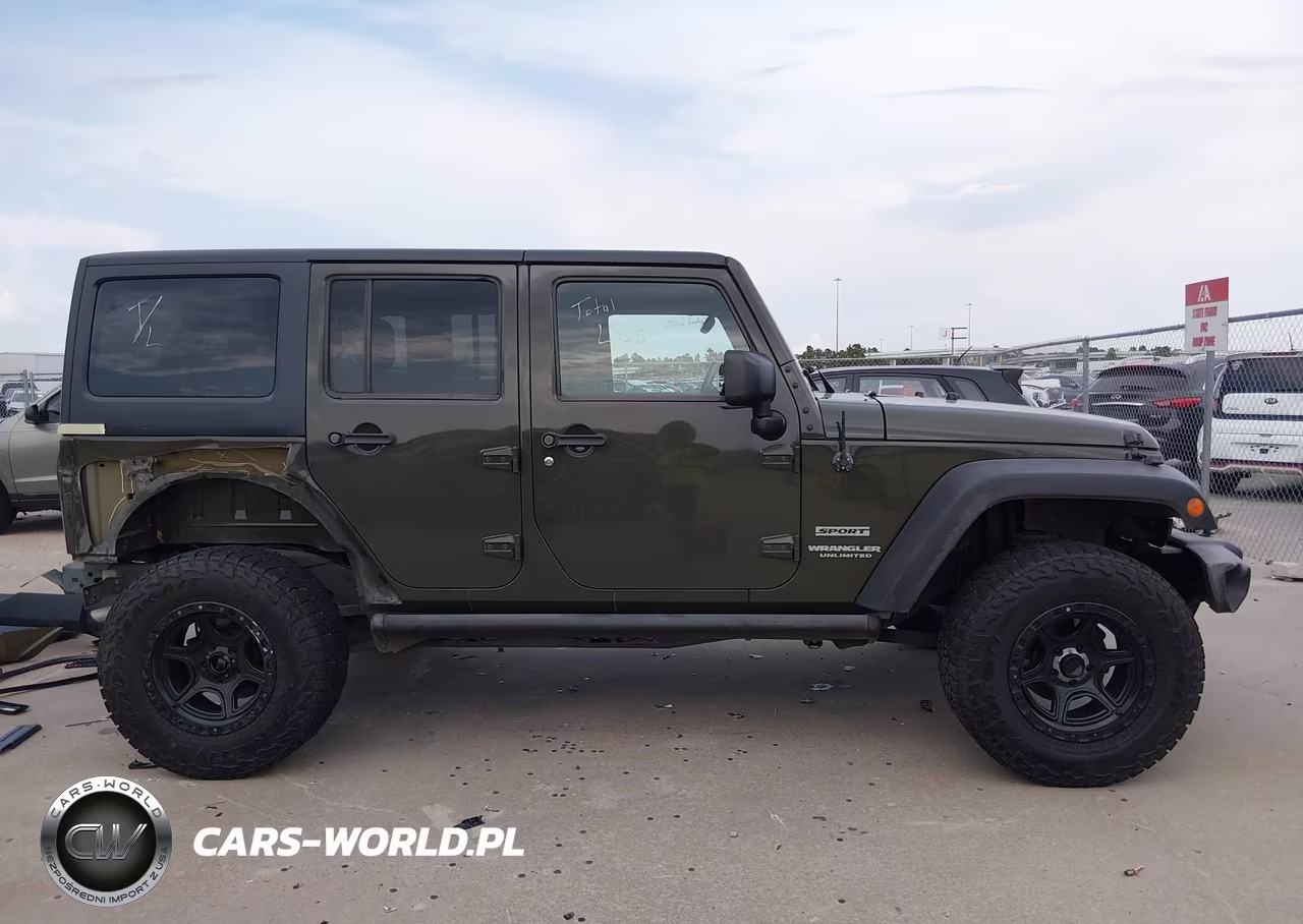 2015 Jeep Wrangler Unlimited Sport VIN:1C4BJWDG9FL676860 - 14