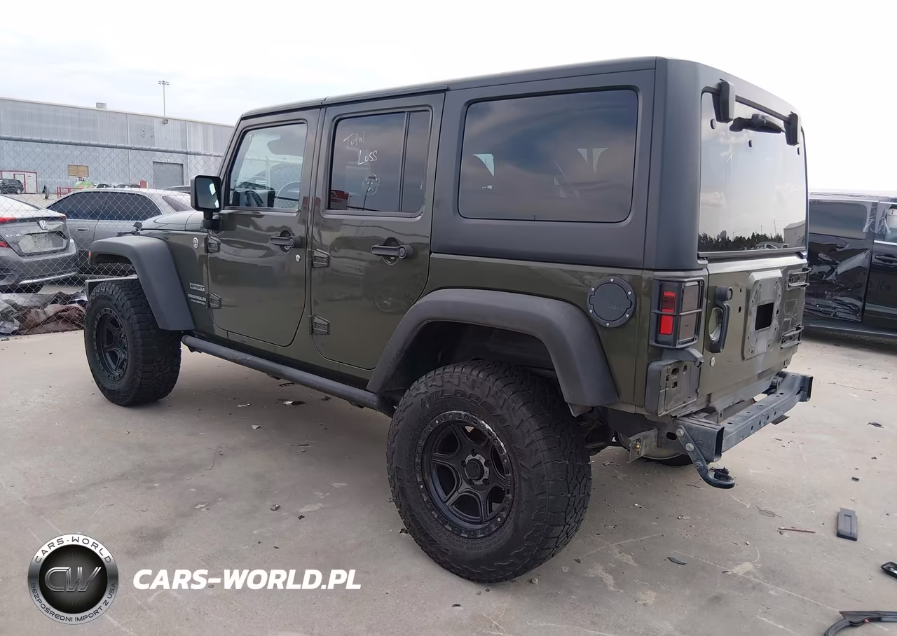 2015 Jeep Wrangler Unlimited Sport VIN:1C4BJWDG9FL676860 - 3