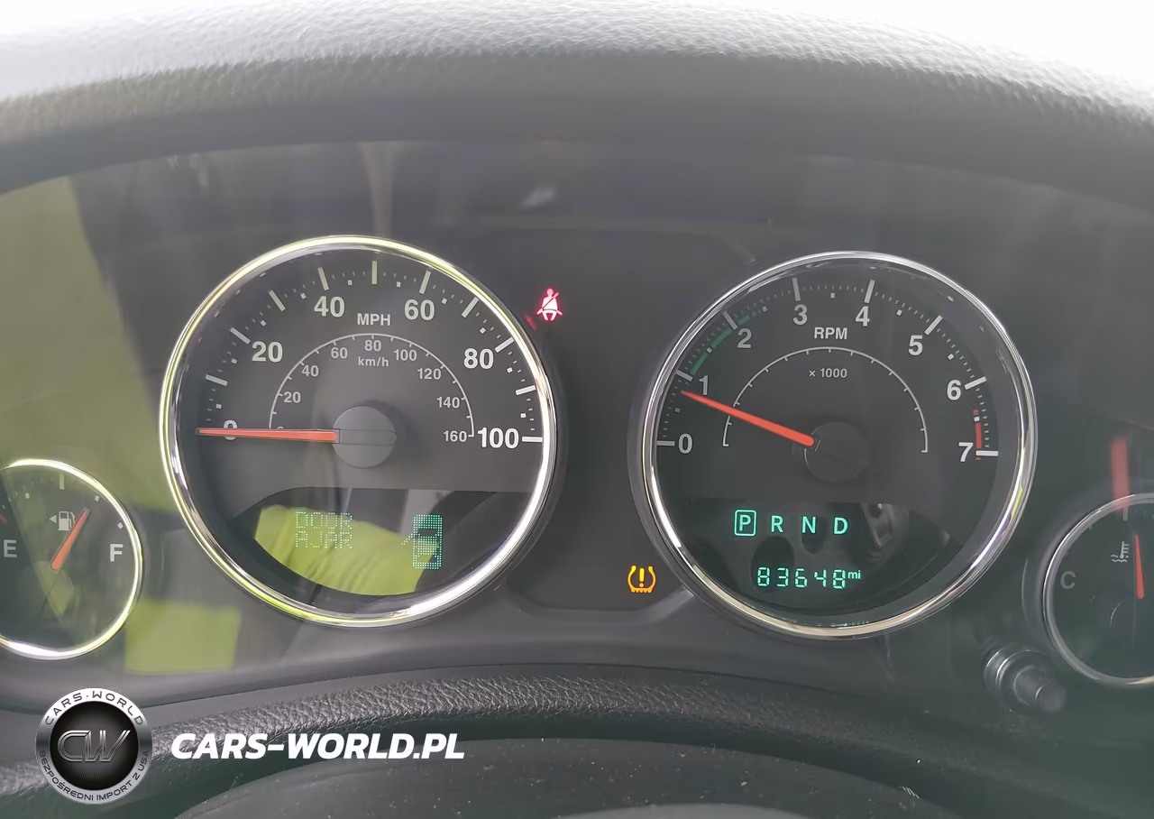 2015 Jeep Wrangler Unlimited Sport VIN:1C4BJWDG9FL676860 - 7