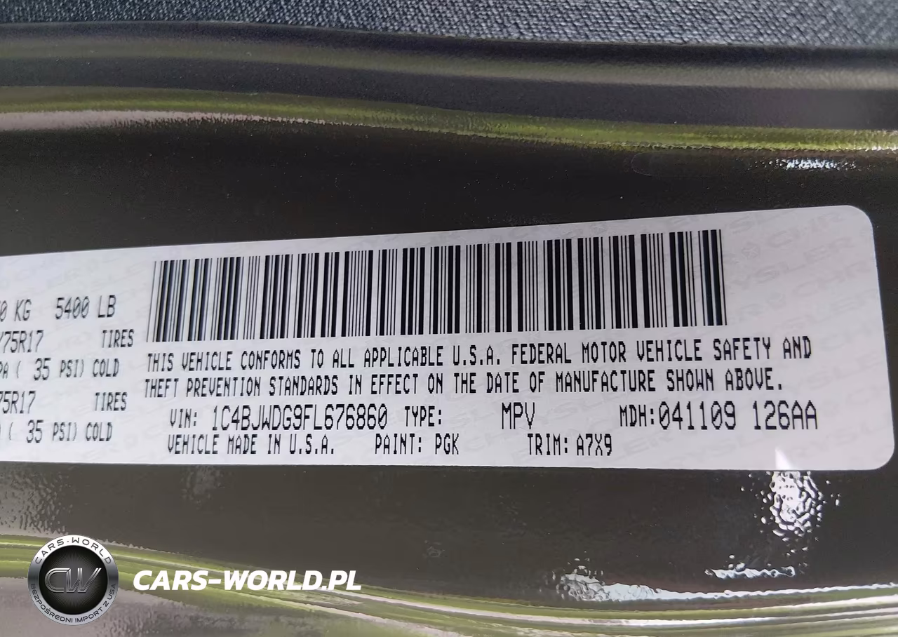 2015 Jeep Wrangler Unlimited Sport VIN:1C4BJWDG9FL676860 - 9