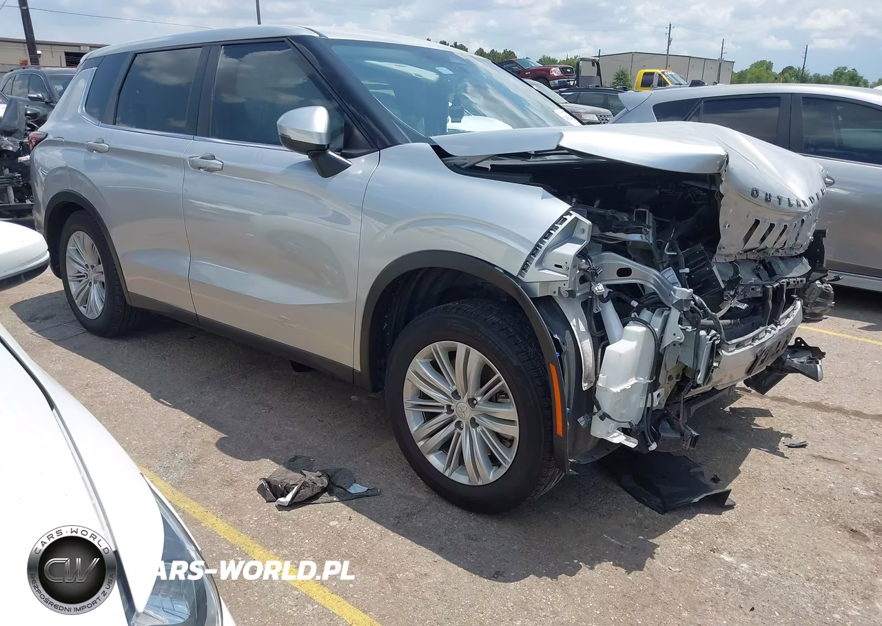 2023 Mitsubishi Outlander Es 2.5 2Wd