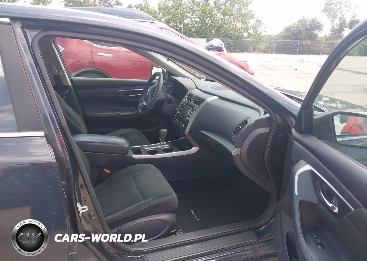 2015 Nissan Altima 2.5 S VIN:1N4AL3AP7FC499160 - 4
