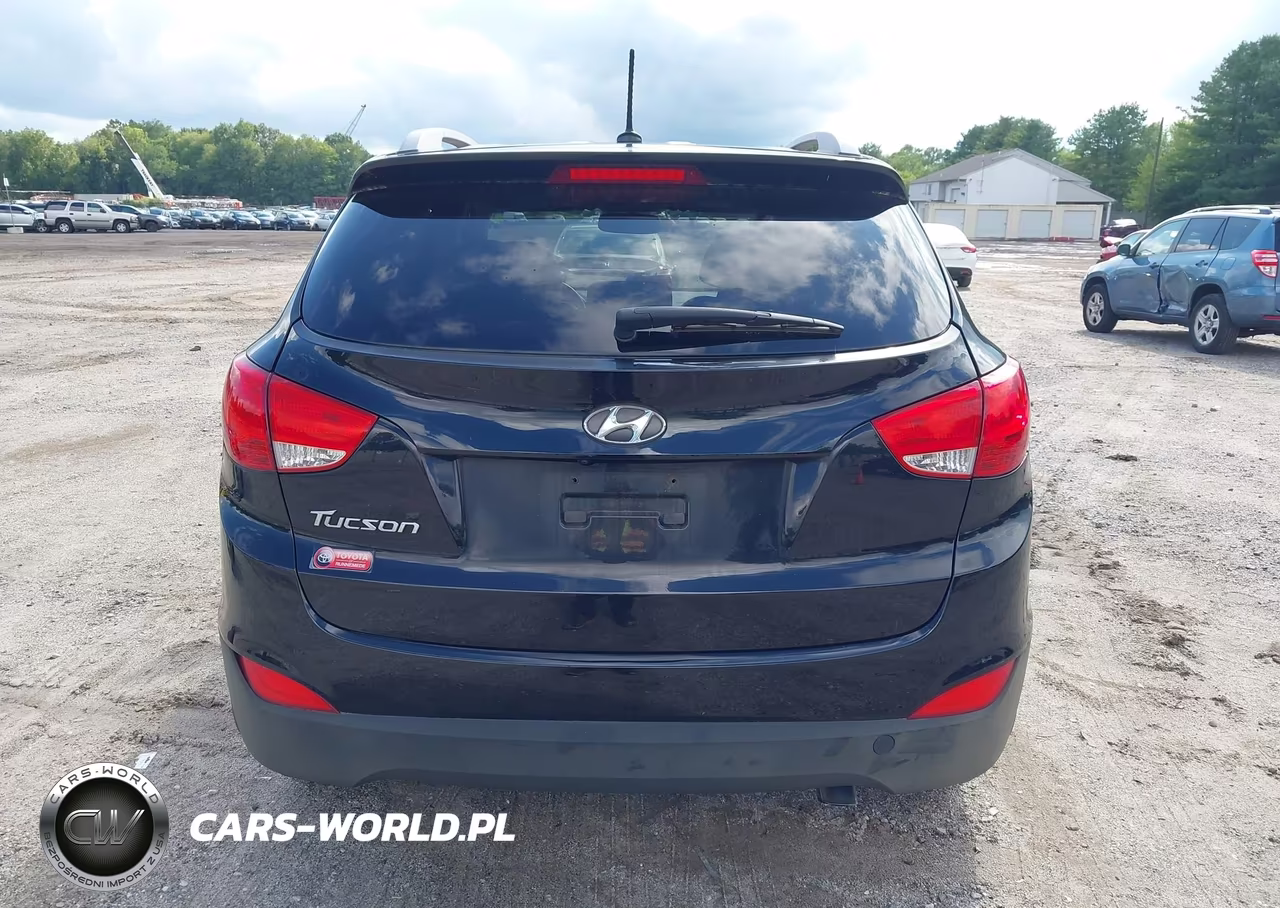 2015 Hyundai Tucson Se VIN:KM8JU3AG3FU038812 - 16