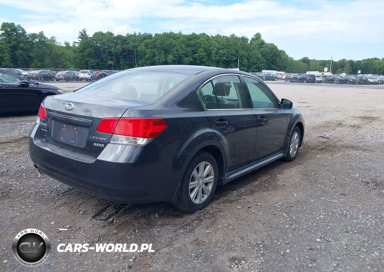2011 Subaru Legacy 2.5I Premium VIN:4S3BMBC66B3263328 - 4