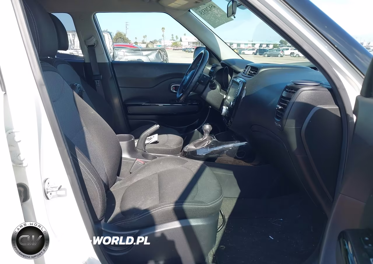 2018 Kia Soul + VIN:KNDJP3A57J7566175 - 5