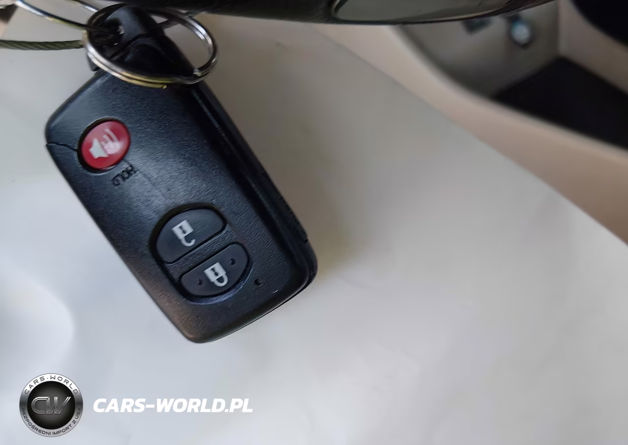 2015 Toyota Prius Four VIN:JTDKN3DU9F1911312 - 11