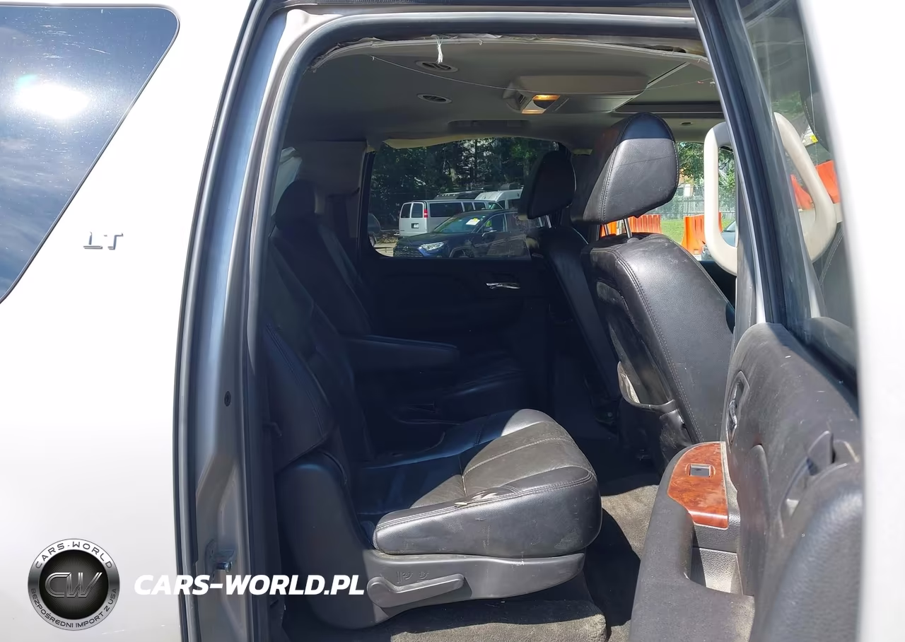 2007 Chevrolet Suburban Lt VIN:1GNFK16367J249961 - 8