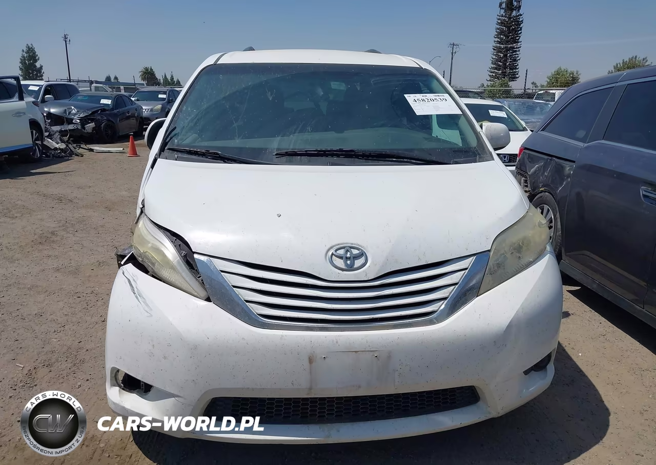 2015 Toyota Sienna Le 8 Passenger VIN:5TDKK3DC2FS571228 - 15