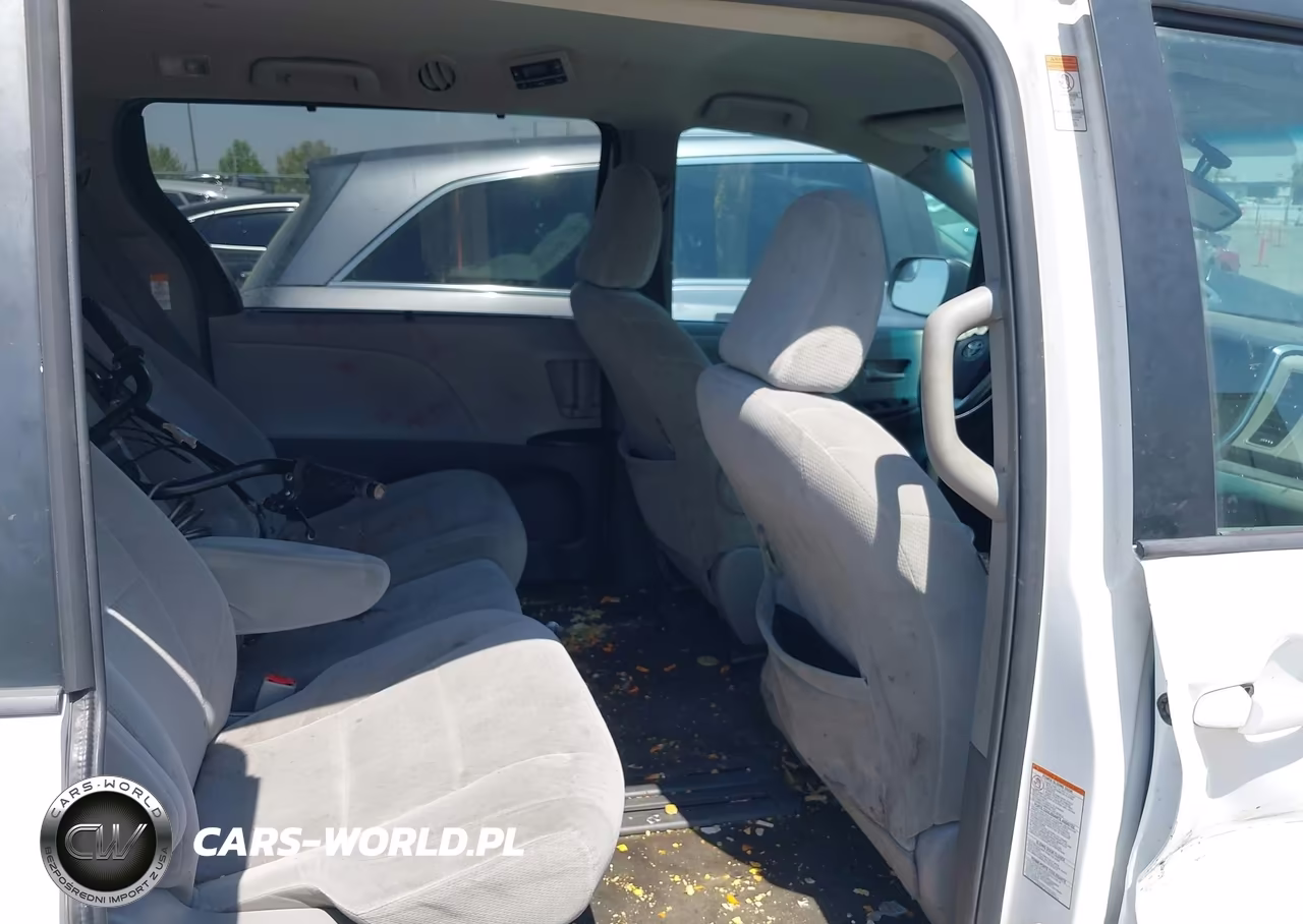 2015 Toyota Sienna Le 8 Passenger VIN:5TDKK3DC2FS571228 - 8