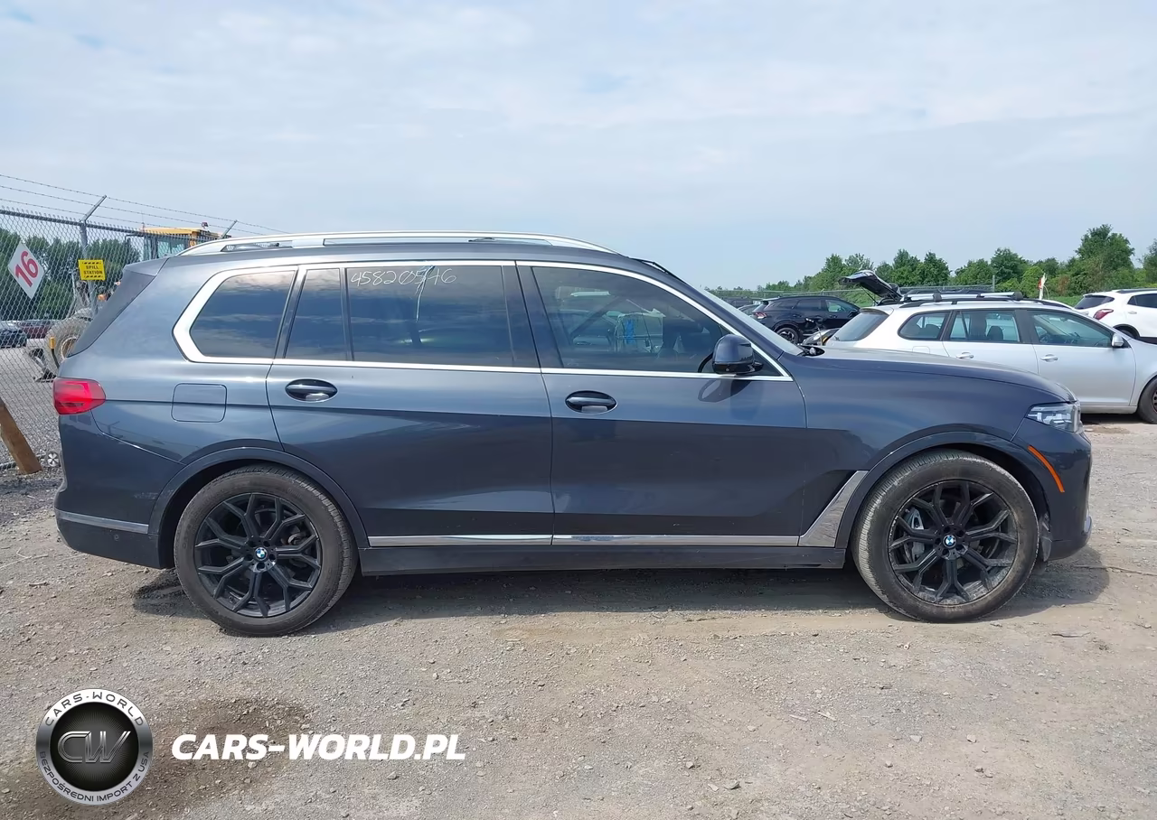 2020 BMW X7 xDrive40I VIN:5UXCW2C08L9B32167 - 14