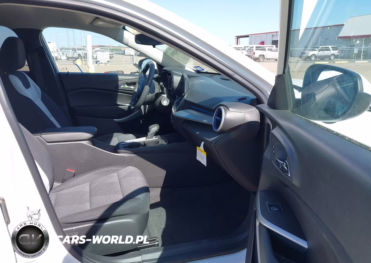 2025 Chevrolet Trax Fwd Ls VIN:KL77LFEP4SC107064 - 5