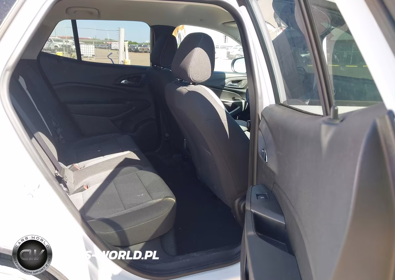 2025 Chevrolet Trax Fwd Ls VIN:KL77LFEP4SC107064 - 8