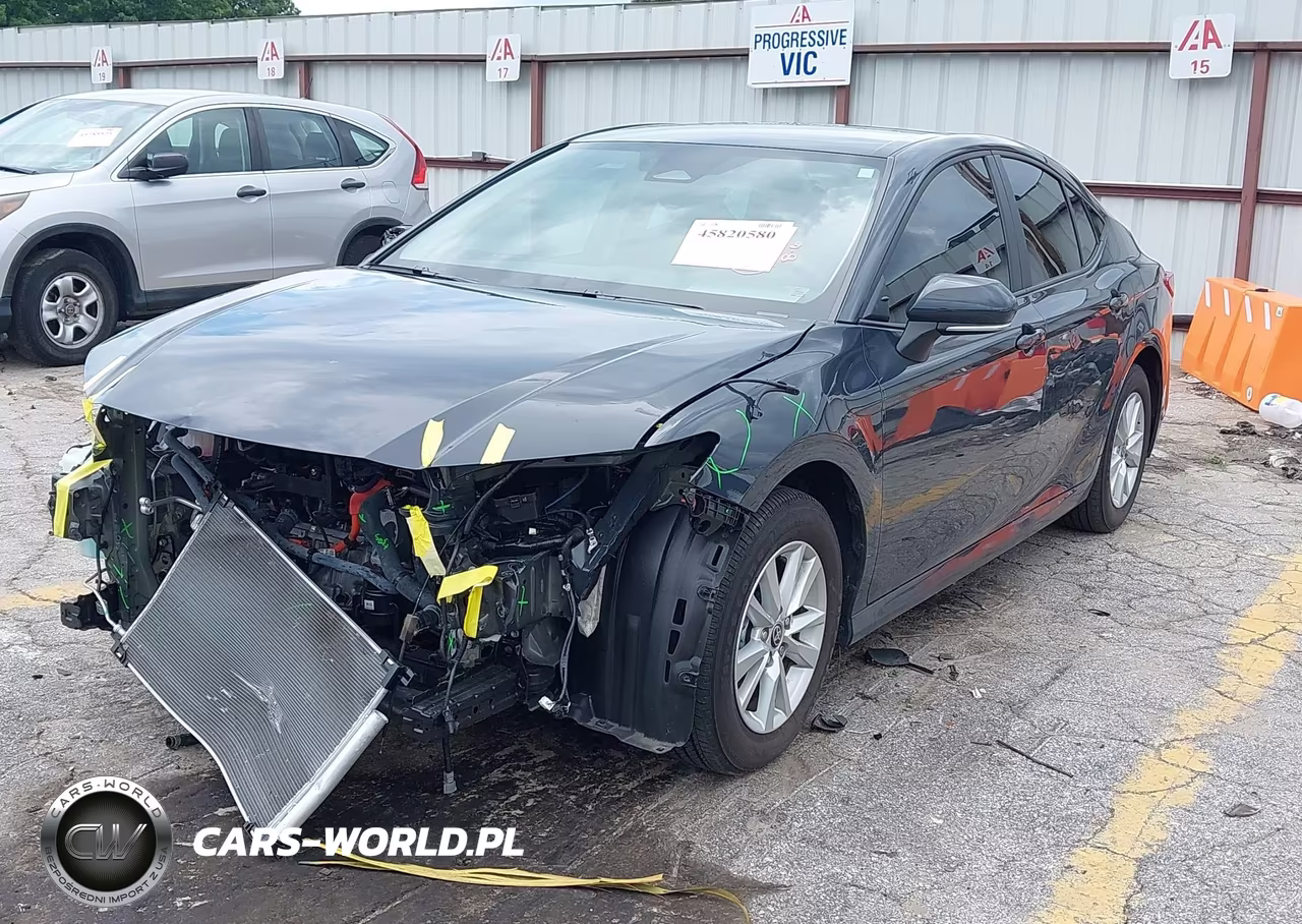2025 Toyota Camry Le VIN:4T1DAACKXSU581399 - 17