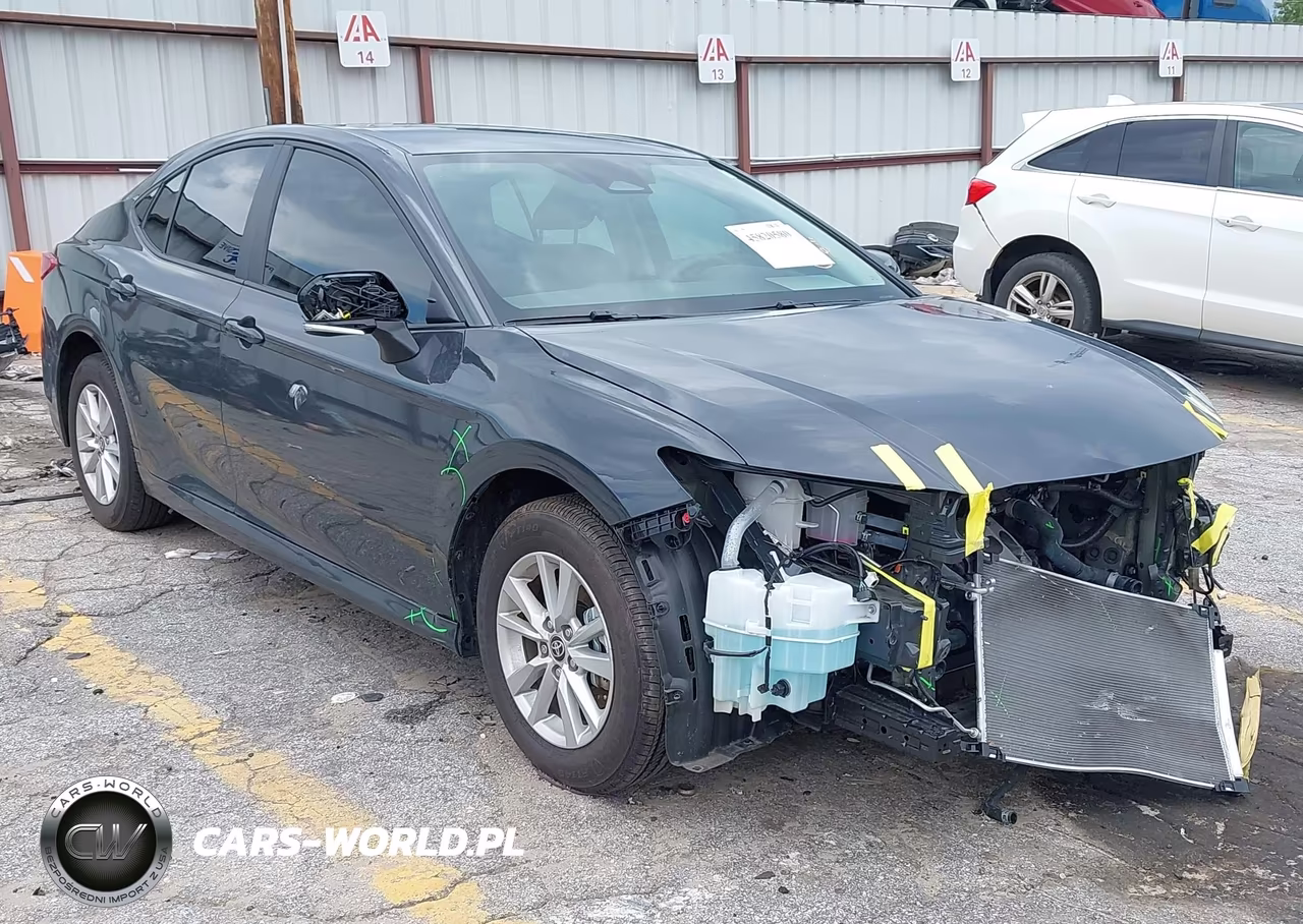 2025 Toyota Camry Le VIN:4T1DAACKXSU581399 - 6